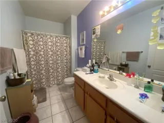 Photo #6: 2240138 Listing