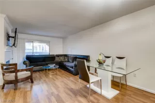 Photo #2: 2240146 Listing 