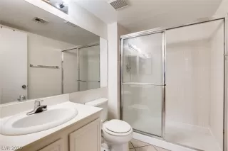 Photo #6: 2240146 Listing 
