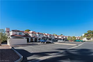 Photo #2: 2240148 Listing