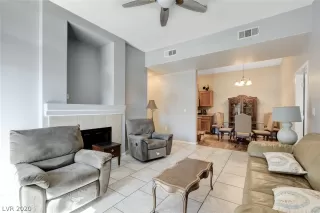 Photo #2: 2240175 Listing