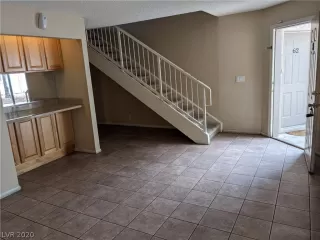 Photo #2: 2240264 Listing 