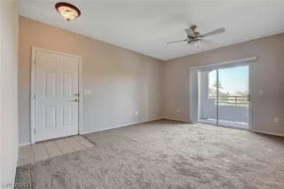 Photo #6: 2240272 Listing