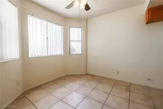 Photo #6: 2240274 Listing