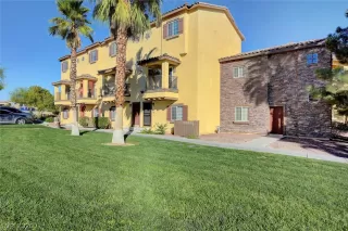 Photo #1: 2240306 Listing 