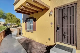 Photo #3: 2240306 Listing 