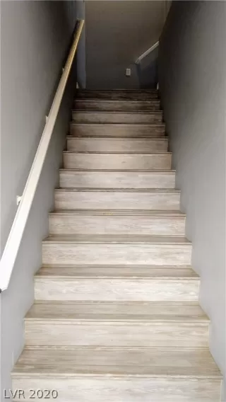 Photo #4: 2240314 Listing 