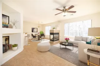 Photo #2: 2240331 Listing