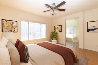 Photo #4: 2240331 Listing