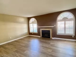 Photo #3: 2240380 Listing 