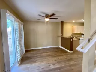 Photo #6: 2240380 Listing 