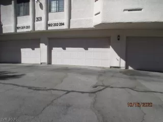 Photo #3: 2240449 Listing 