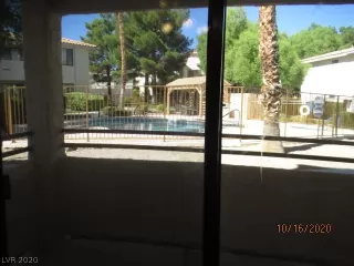Photo #5: 2240449 Listing 