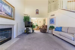 Photo #4: 2240455 Listing 