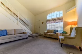 Photo #6: 2240455 Listing 