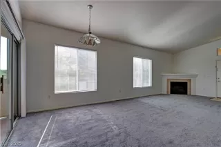 Photo #2: 2240460 Listing