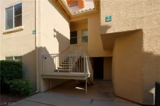 Photo #1: 2240478 Listing 