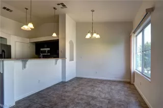 Photo #6: 2240478 Listing 