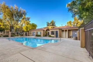 Photo #2: 2240532 Listing 