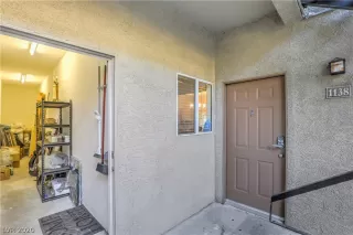 Photo #6: 2240534 Listing