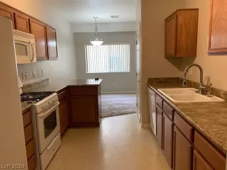 Photo #1: 2240539 Listing 