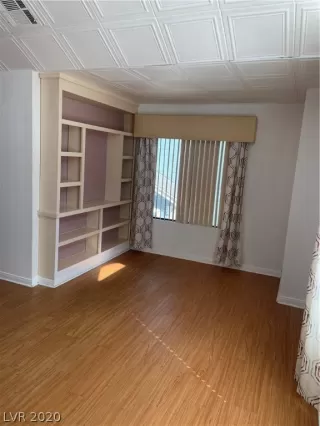 Photo #3: 2240542 Listing