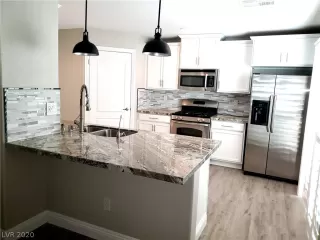 Photo #1: 2240550 Listing