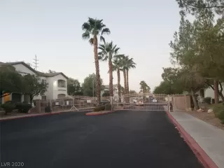 Photo #2: 2240559 Listing 