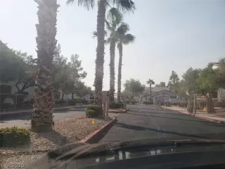 Photo #5: 2240559 Listing 