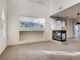 Photo #3: 2240593 Listing 