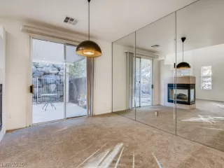 Photo #6: 2240593 Listing 