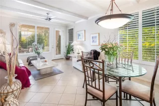 Photo #6: 2240597 Listing 