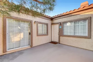 Photo #4: 2240620 Listing