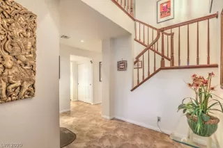 Photo #6: 2240657 Listing