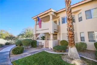 Photo #1: 2240754 Listing