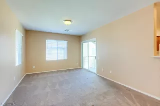 Photo #4: 2240807 Listing