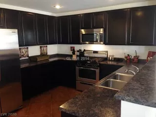 Photo #1: 2240835 Listing