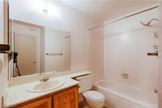 Photo #5: 2240864 Listing 