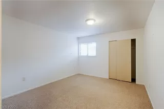 Photo #6: 2240864 Listing 