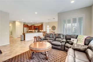 Photo #3: 2240878 Listing