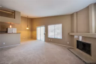 Photo #2: 2240946 Listing