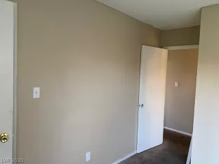 Photo #3: 2240957 Listing 