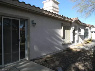 Photo #3: 2240972 Listing