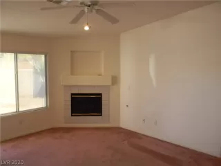 Photo #4: 2240972 Listing