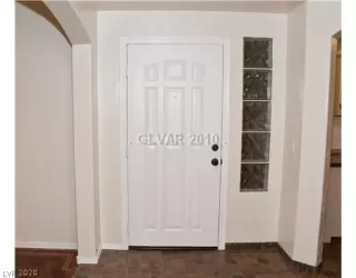 Photo #3: 2240982 Listing