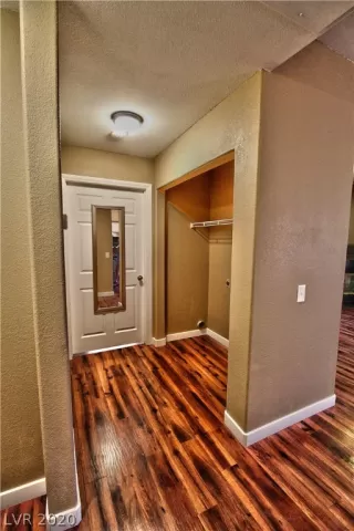 Photo #5: 2241045 Listing