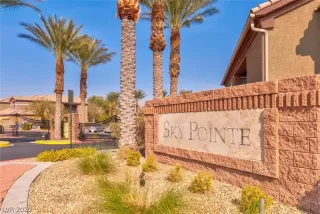 Photo #2: 2241092 Listing