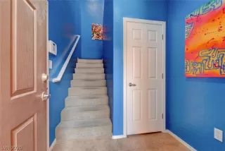 Photo #4: 2241092 Listing