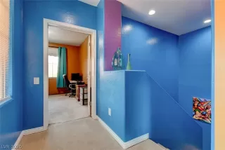 Photo #5: 2241092 Listing