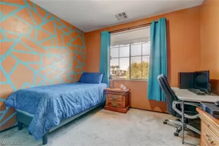 Photo #6: 2241092 Listing